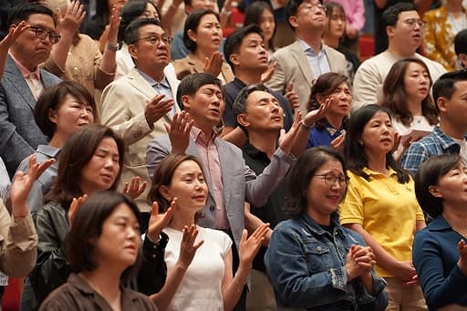예배의 기쁨을 맛보는 교회